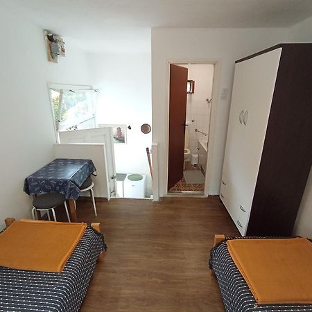 Simple Room For 2 With Bathroom Close To The Sea クラリェヴィツァ エクステリア 写真